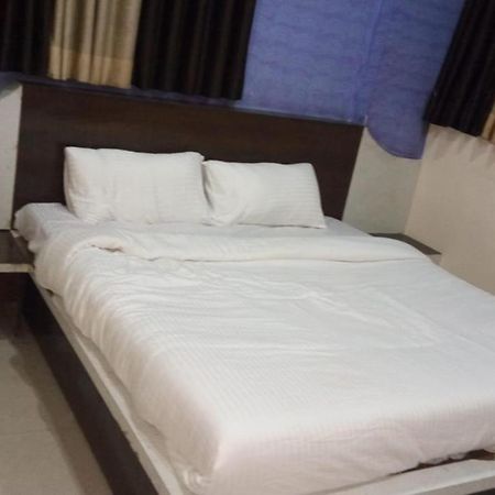 Hotel Swell Ahmedabad Exterior foto