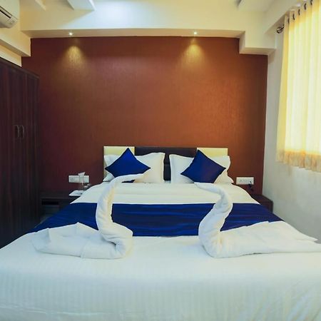 Hotel Swell Ahmedabad Exterior foto